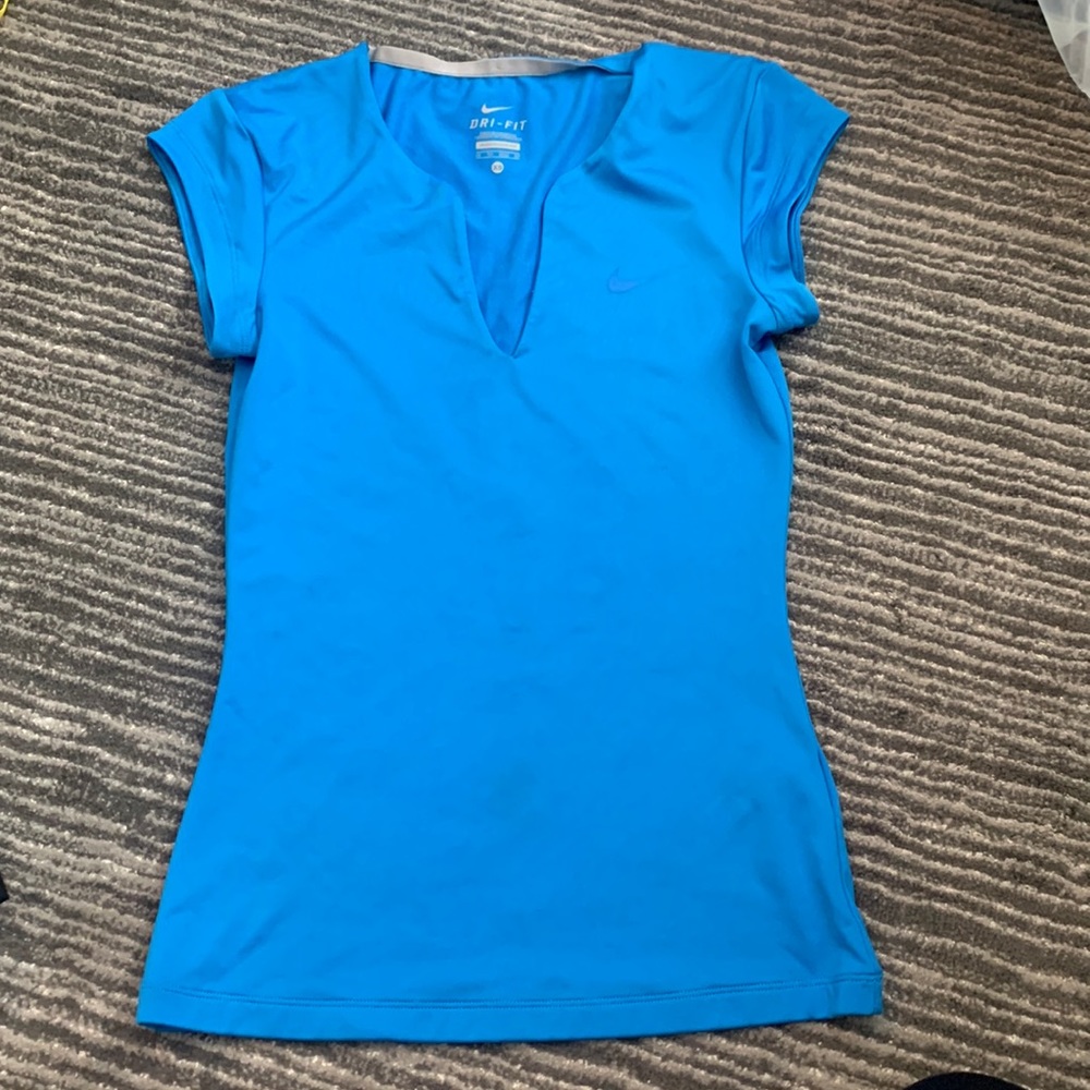 Blue Nike workout short sleeve top